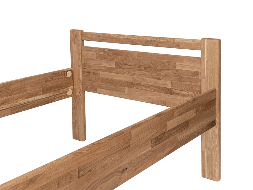 Bed SiSi + bedside table (oak)