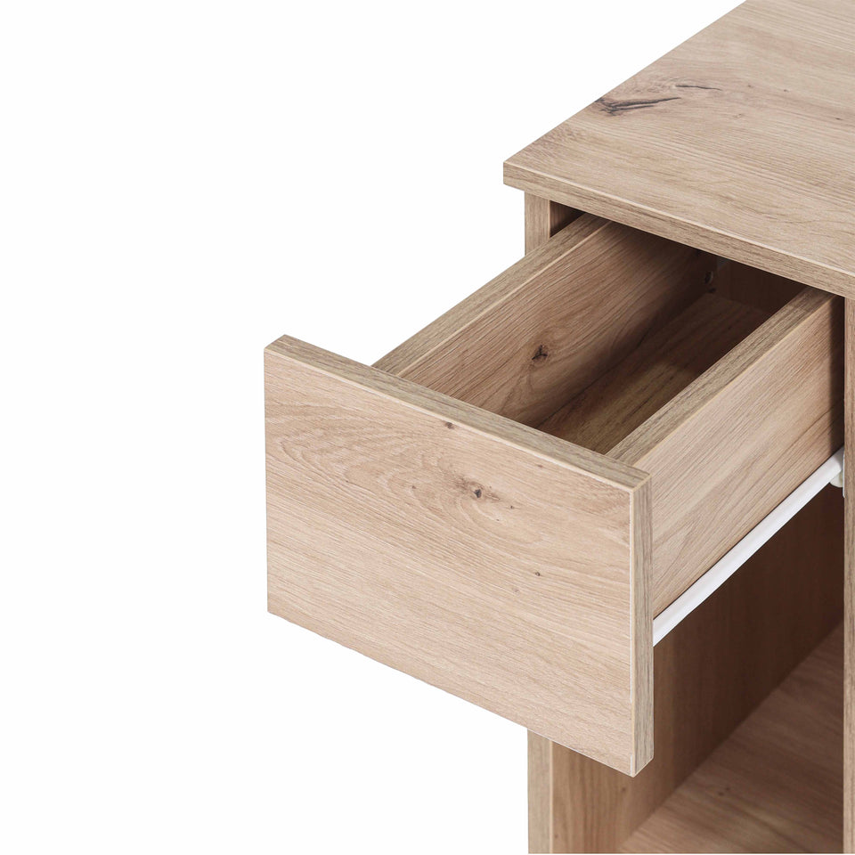 Artisan Oak drawer, detailed view