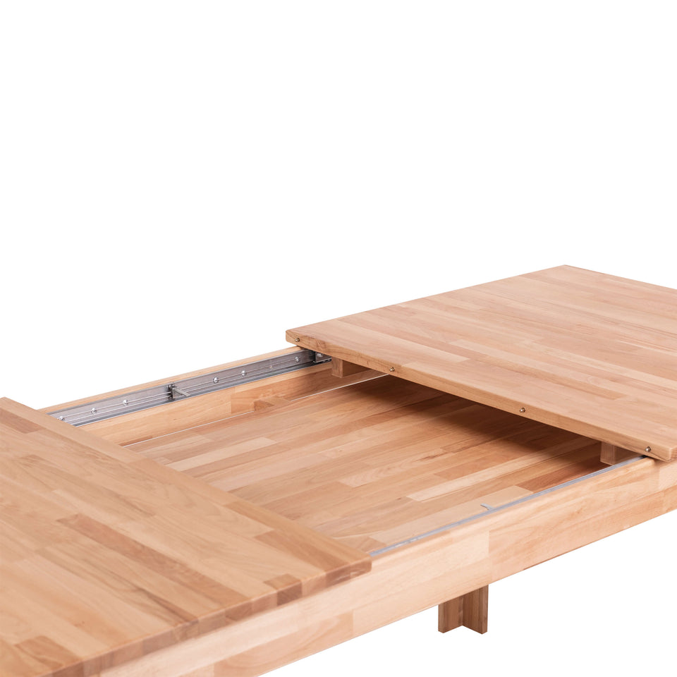 Extendable wooden table